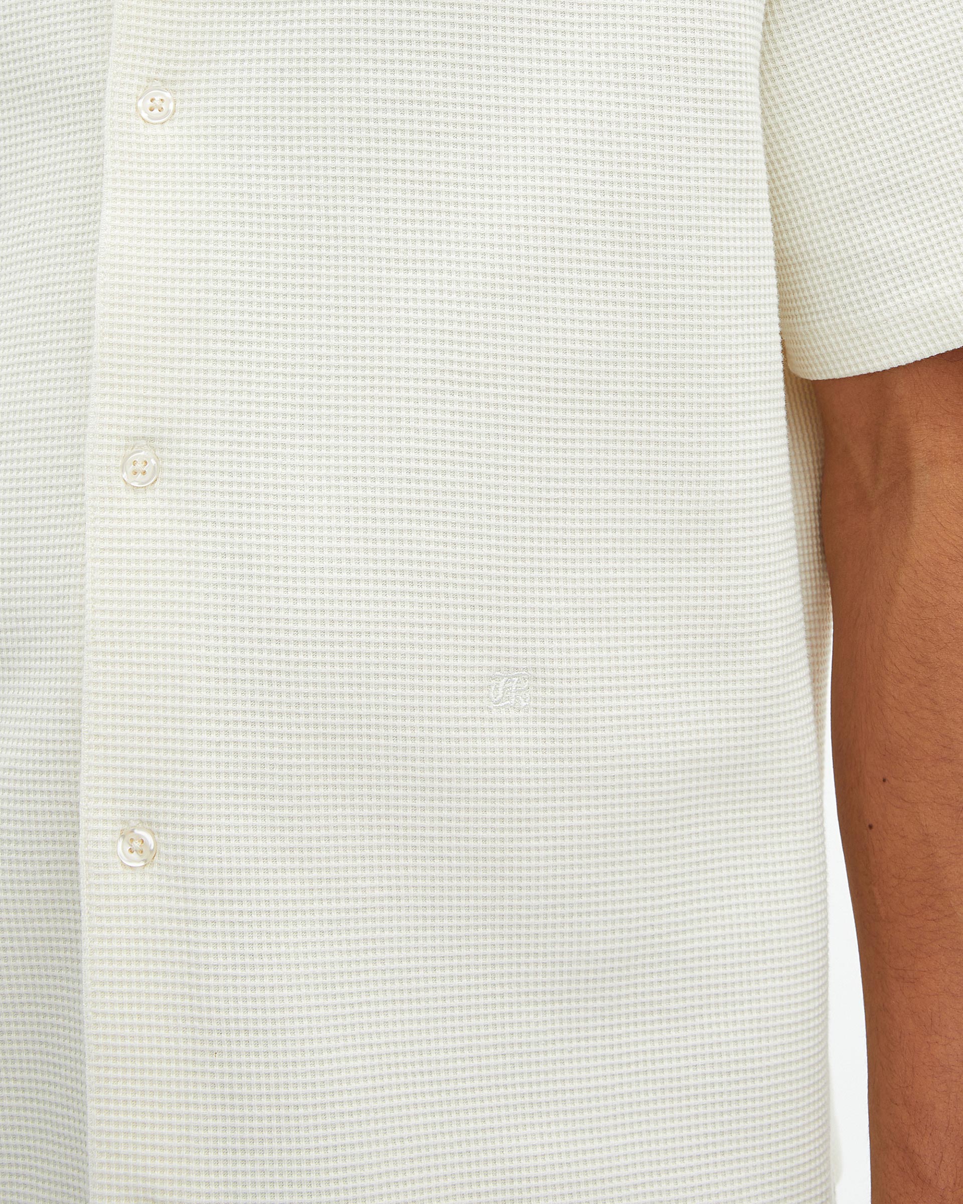 Ecru honeycomb short-sleeve shirt