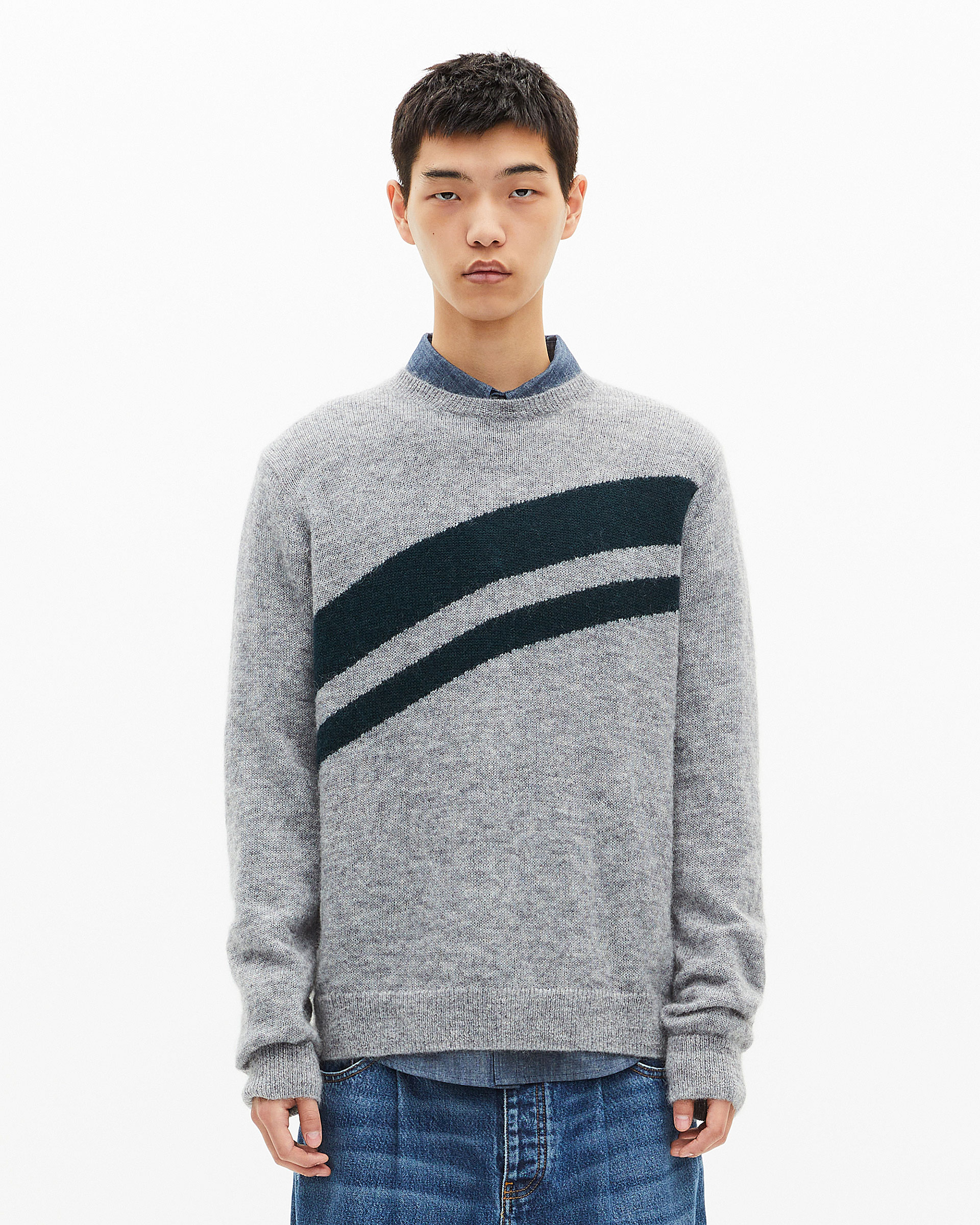 Sweater with contrasting gray stripes