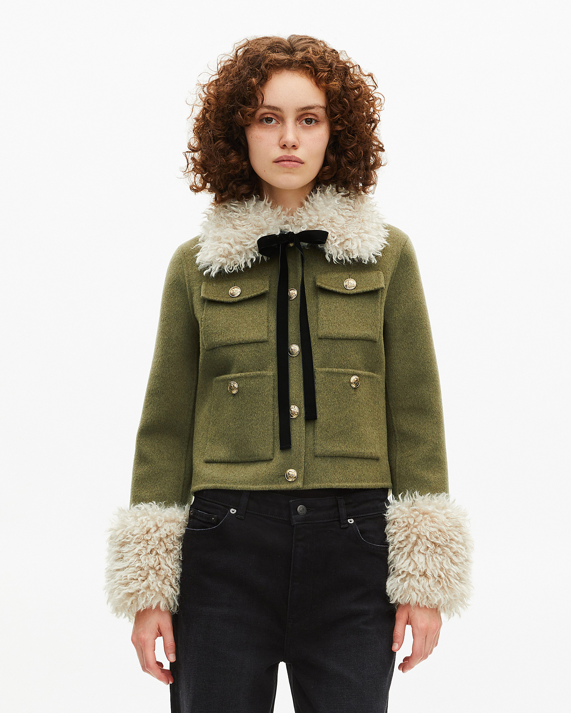 Short wool jacket with khaki sherpa collar