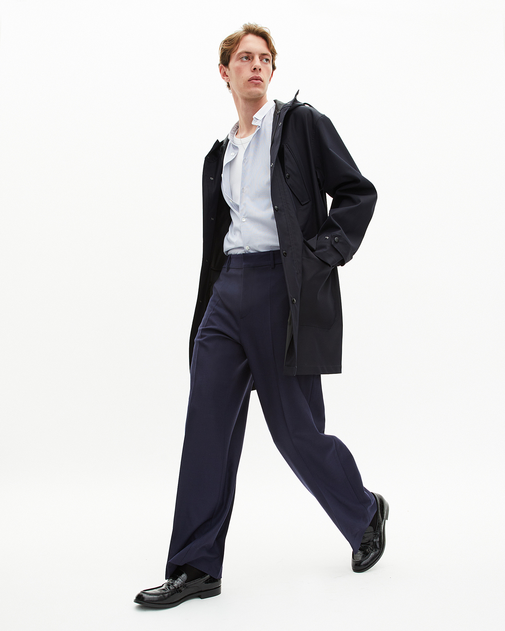 Water-repellent parka with navy hood