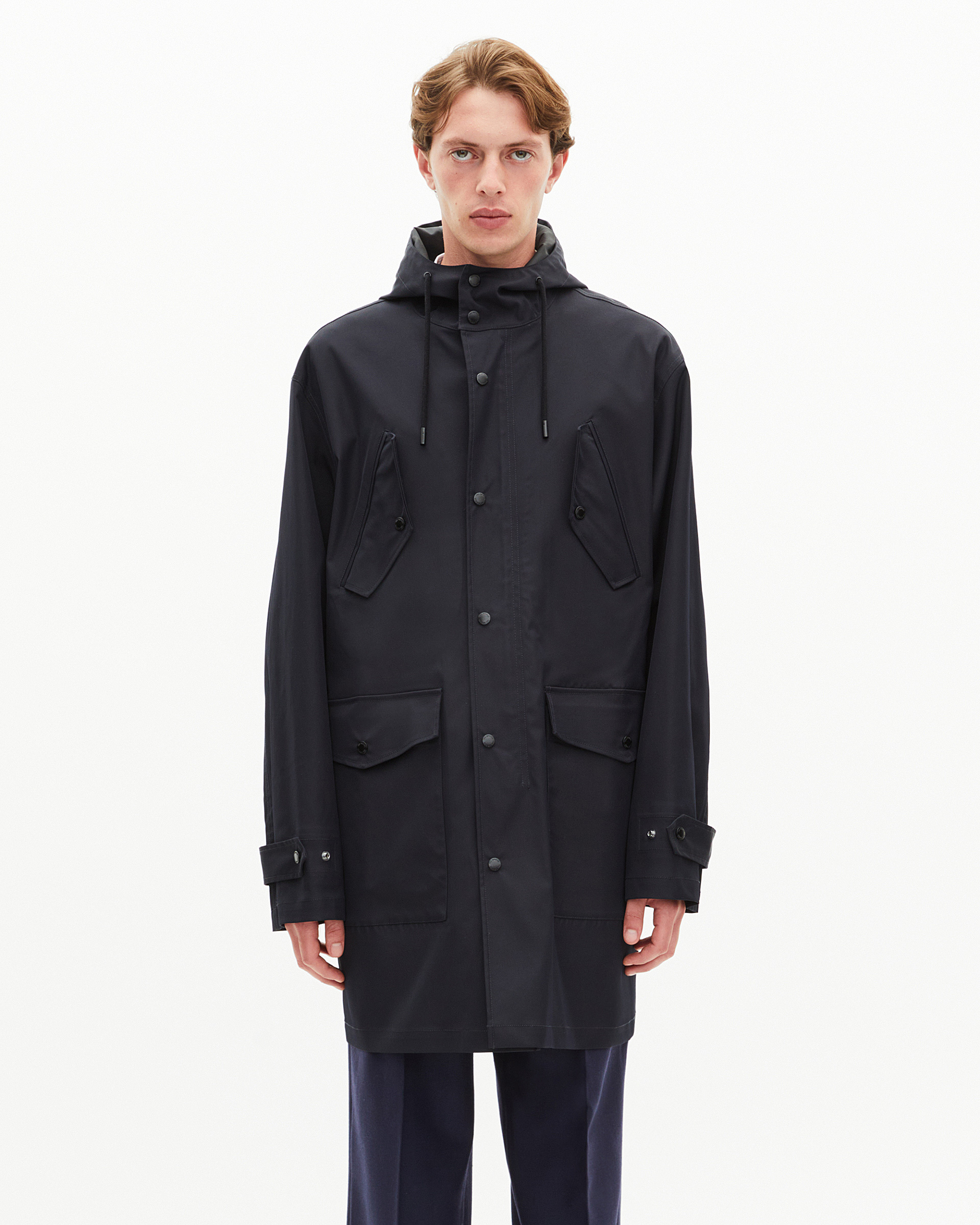 Water-repellent parka with navy hood