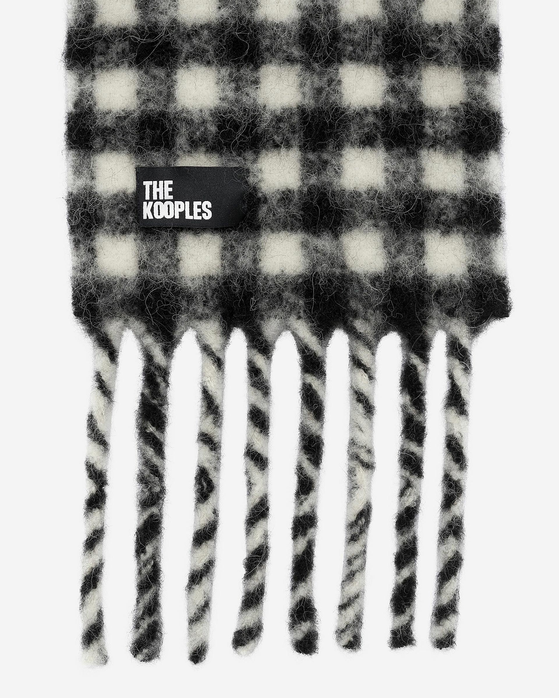 XXL black and white checked scarf