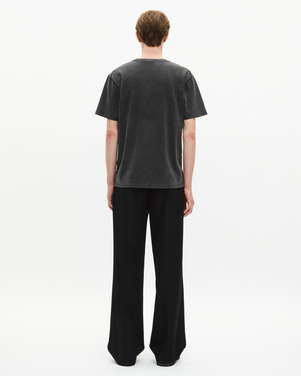 T-shirt with black star flock