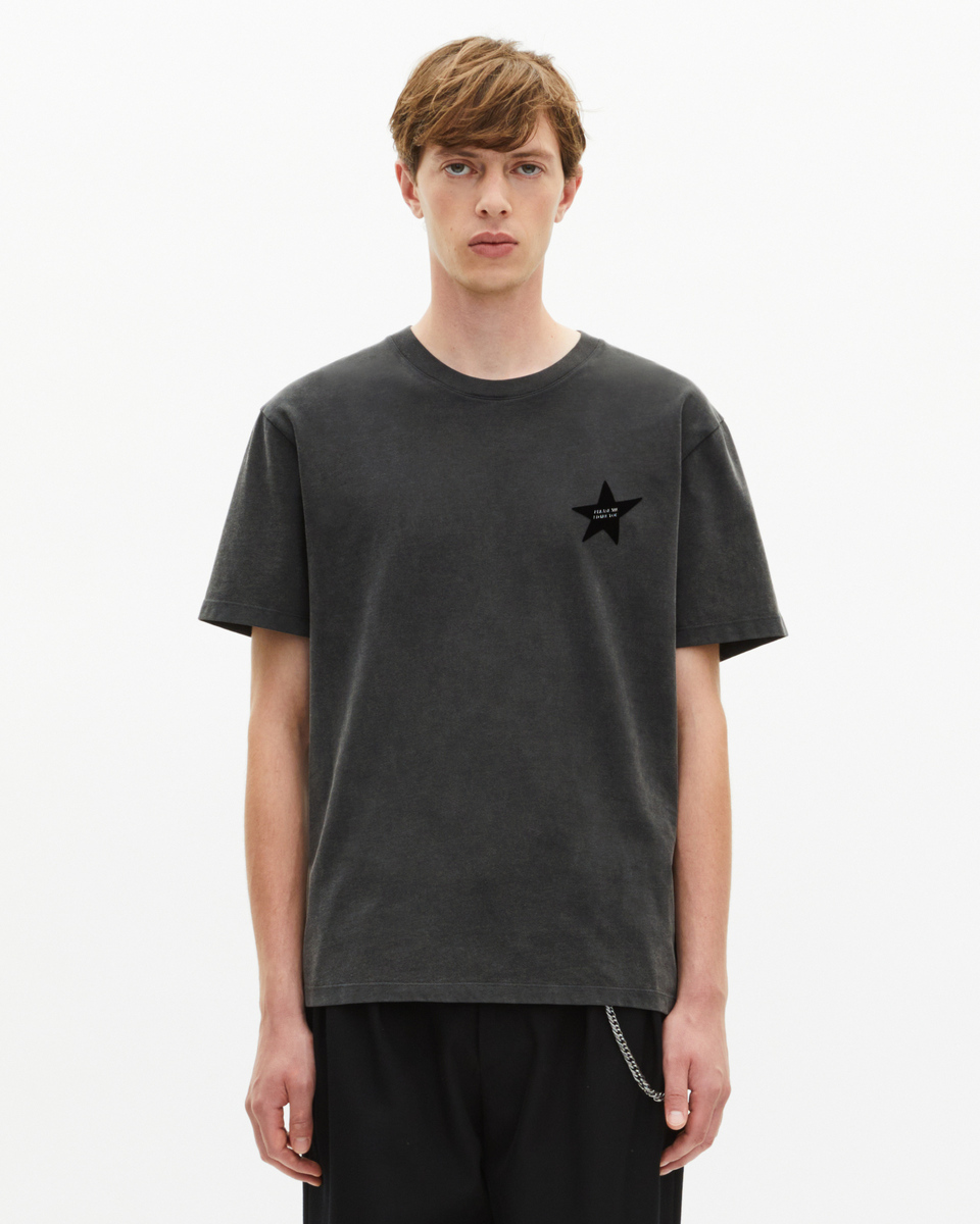 T-shirt with black star flock