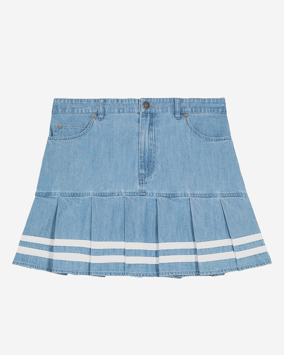 Short pleated denim skirt
