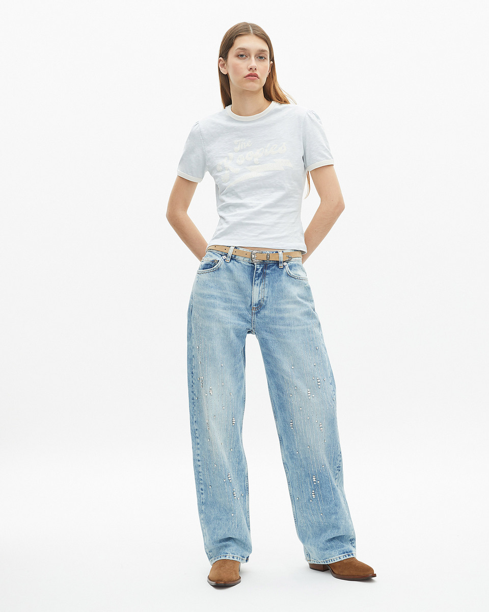 Wide jeans with light blue rhinestones