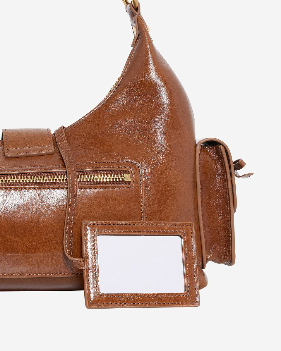 Amelia bag in brown cracked leather