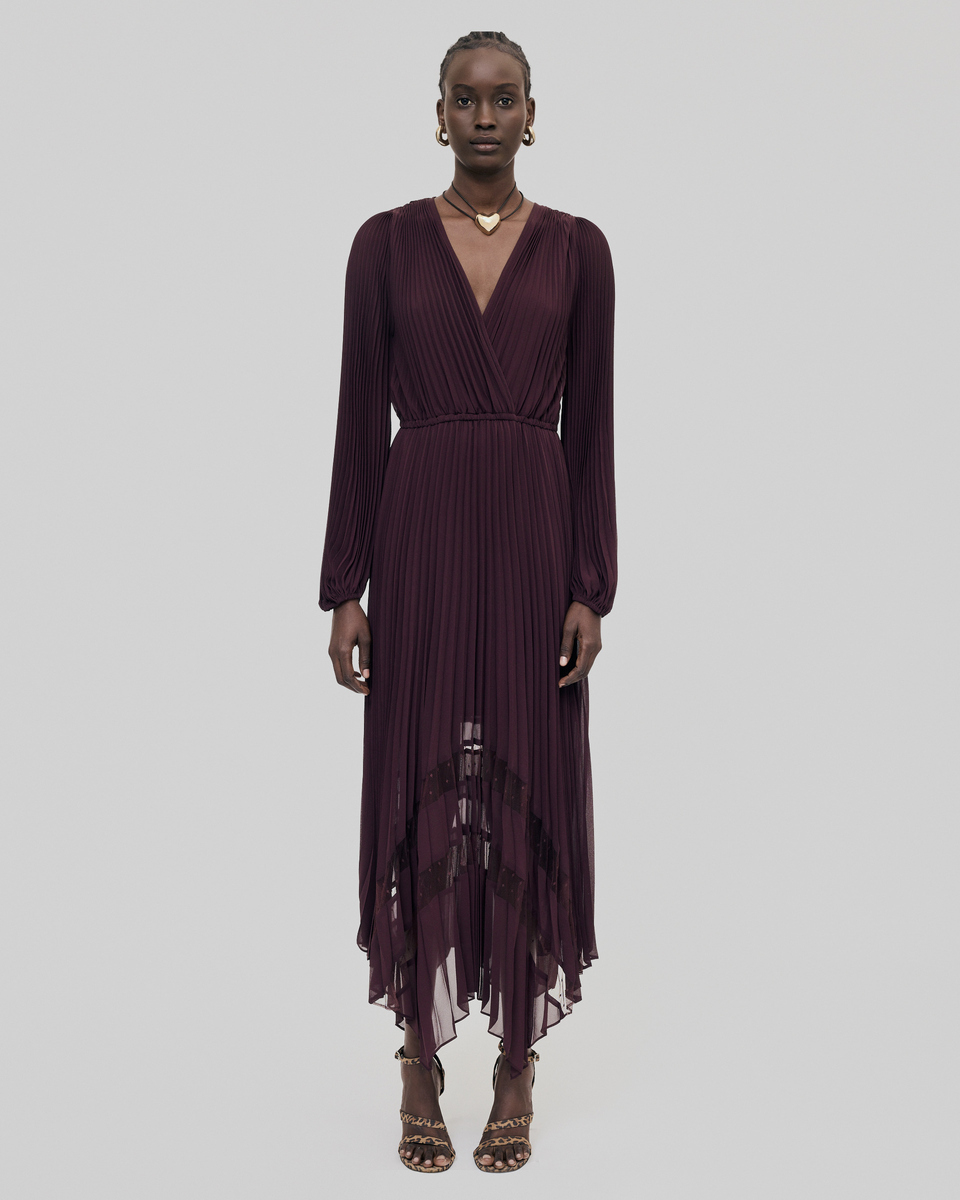 Long burgundy pleated dress