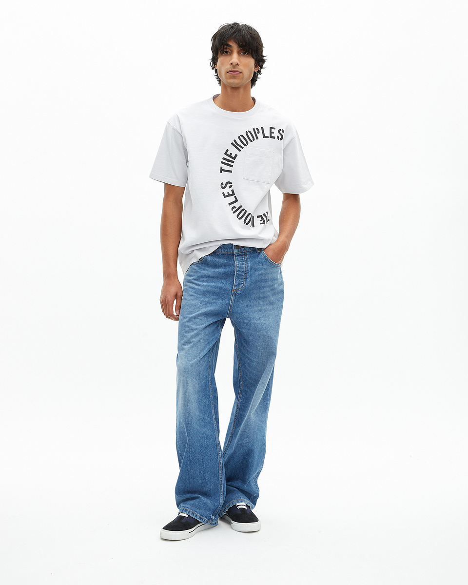 T-shirt with grey screen print