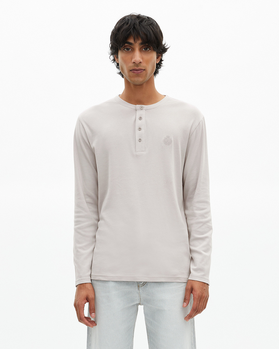 Long-sleeved t-shirt with gray crest