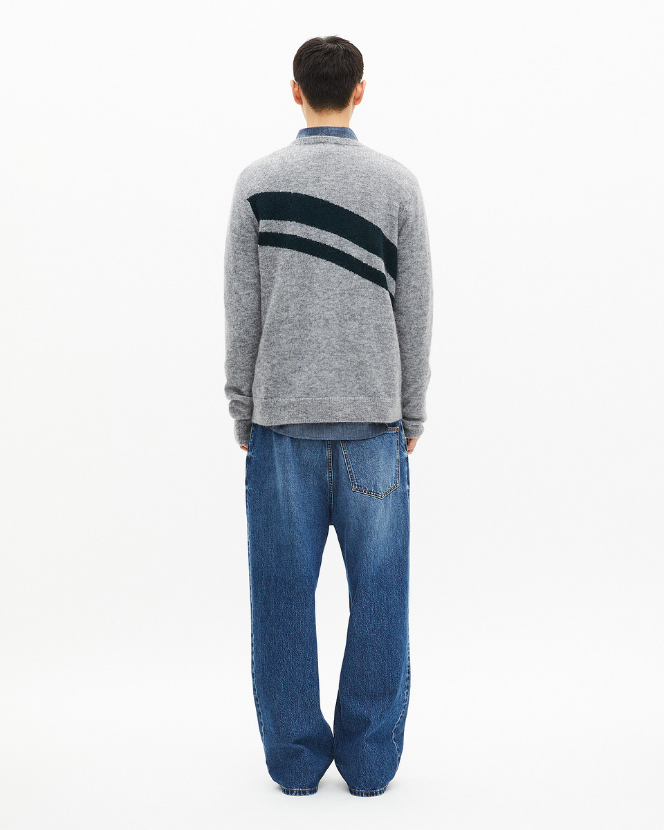 Sweater with contrasting gray stripes