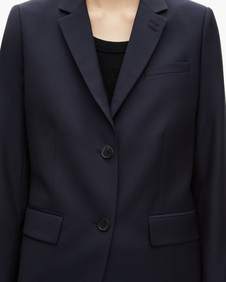 Slim-fit wool suit jacket in navy blue