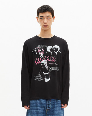 Long-sleeved t-shirt with black screen printing