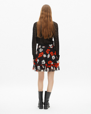 Short black floral print skirt