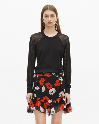 Short black floral print skirt