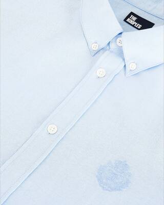Light blue formal shirt with classic collar