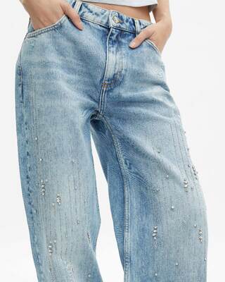 Wide jeans with light blue rhinestones