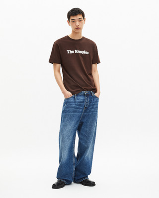 T-shirt with brown embroidery
