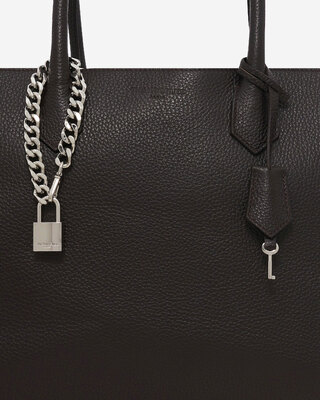 Ming L tote bag in brown grained leather