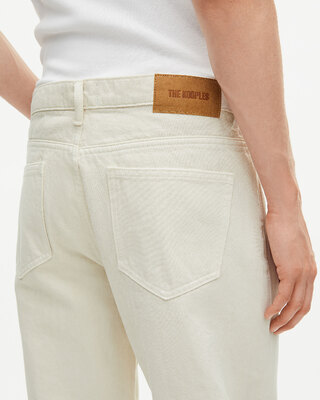 Ecru straight jeans