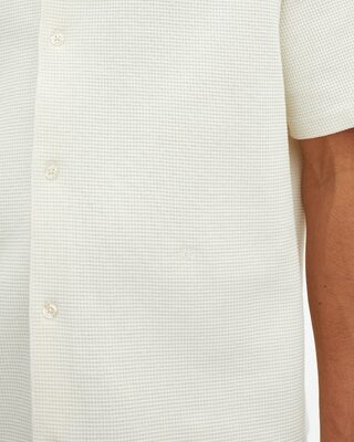 Ecru honeycomb short-sleeve shirt