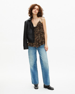 Top with leopard print ruffles