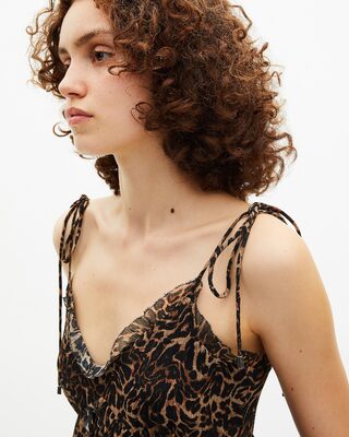 Top with leopard print ruffles