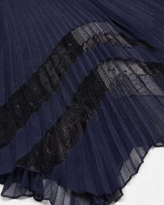 Pleated long dress with navy blue lace