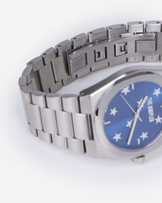 Watch with silver stars and blue dial