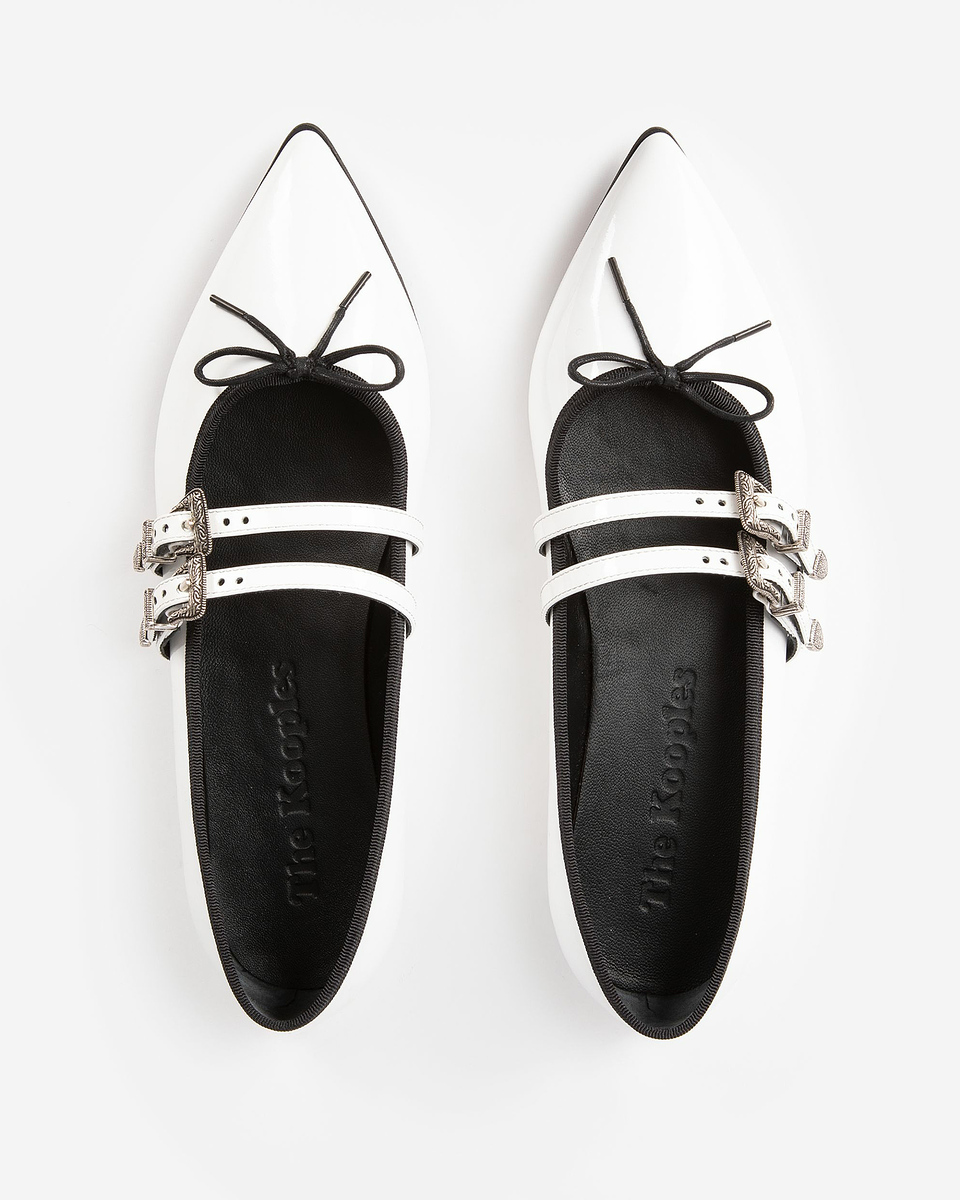 Flat white leather ballerinas