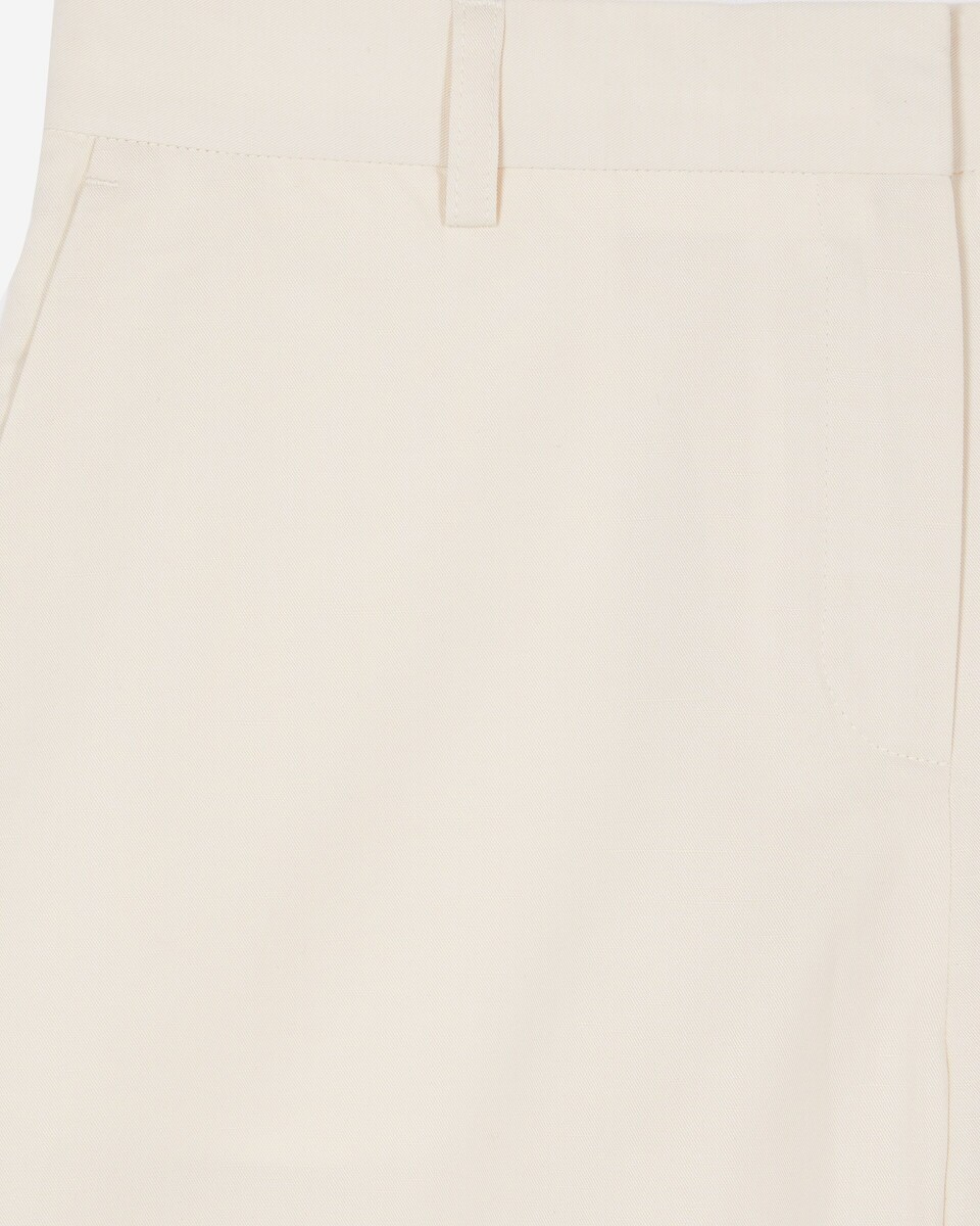 Bermuda shorts in ecru linen and cotton