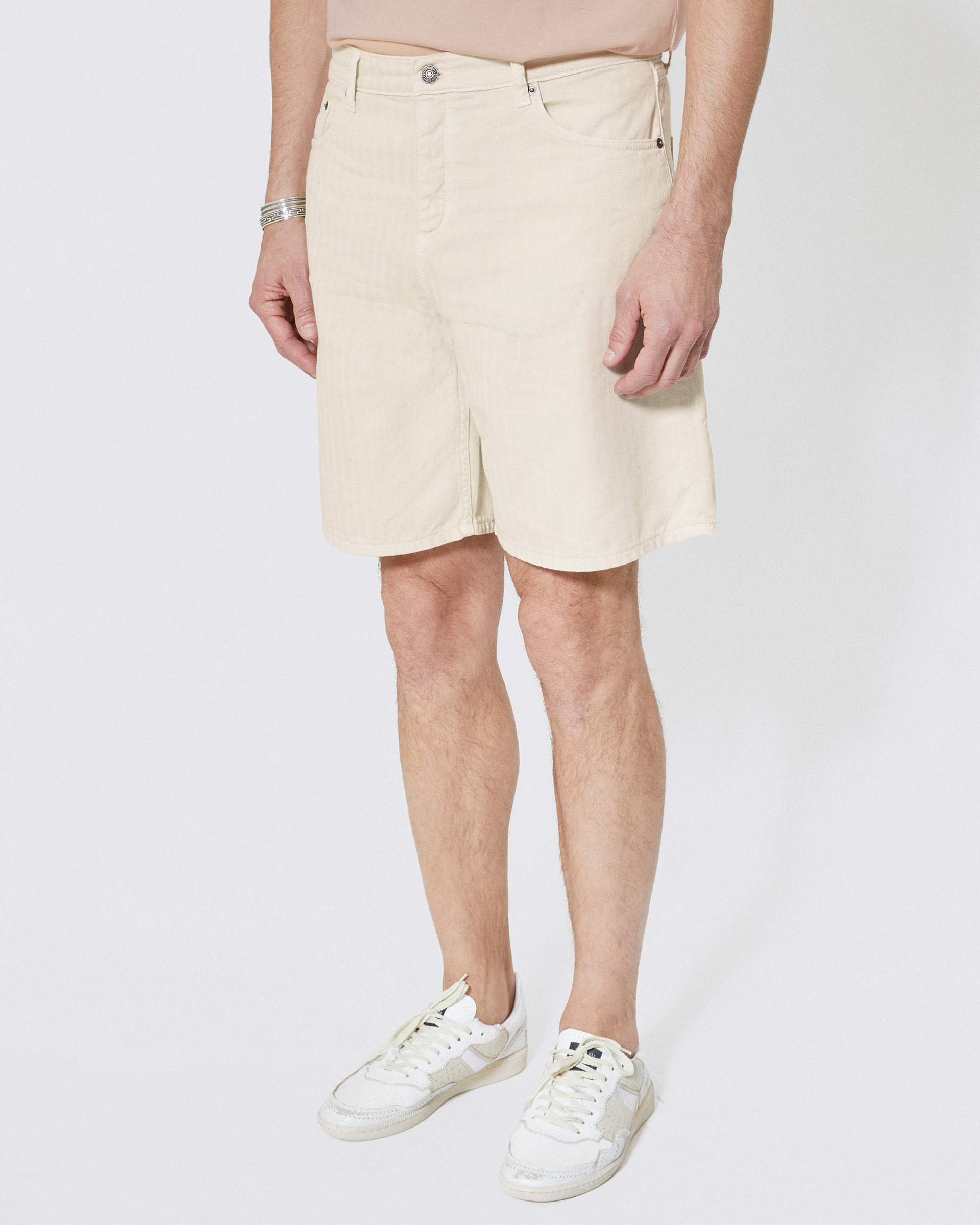 Denim shorts in ecru herringbone