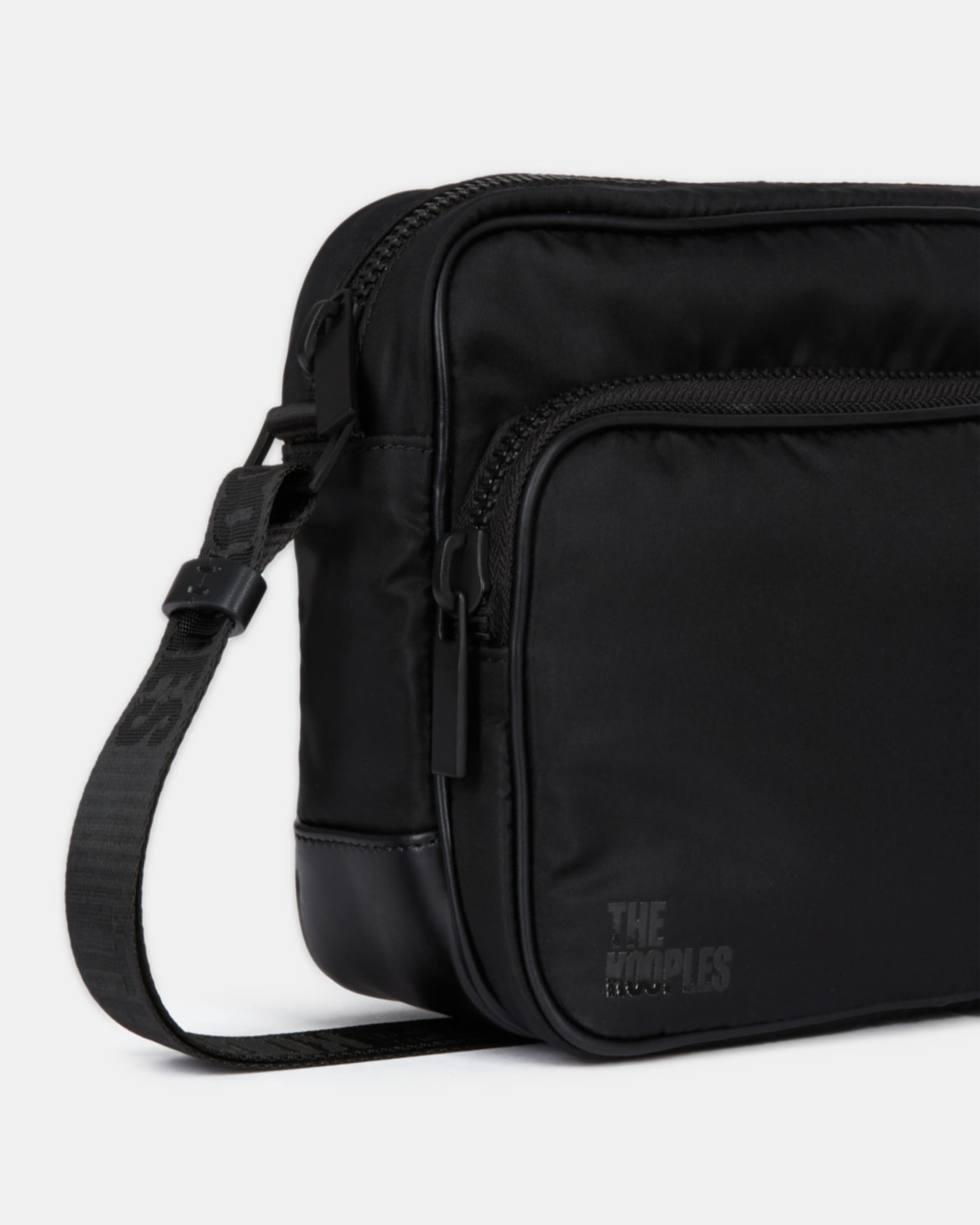 Black shoulder bag