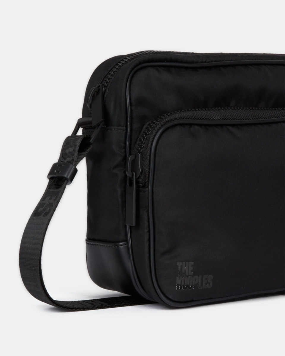 Black shoulder bag