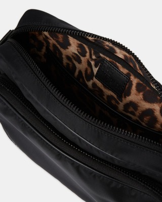 Black shoulder bag