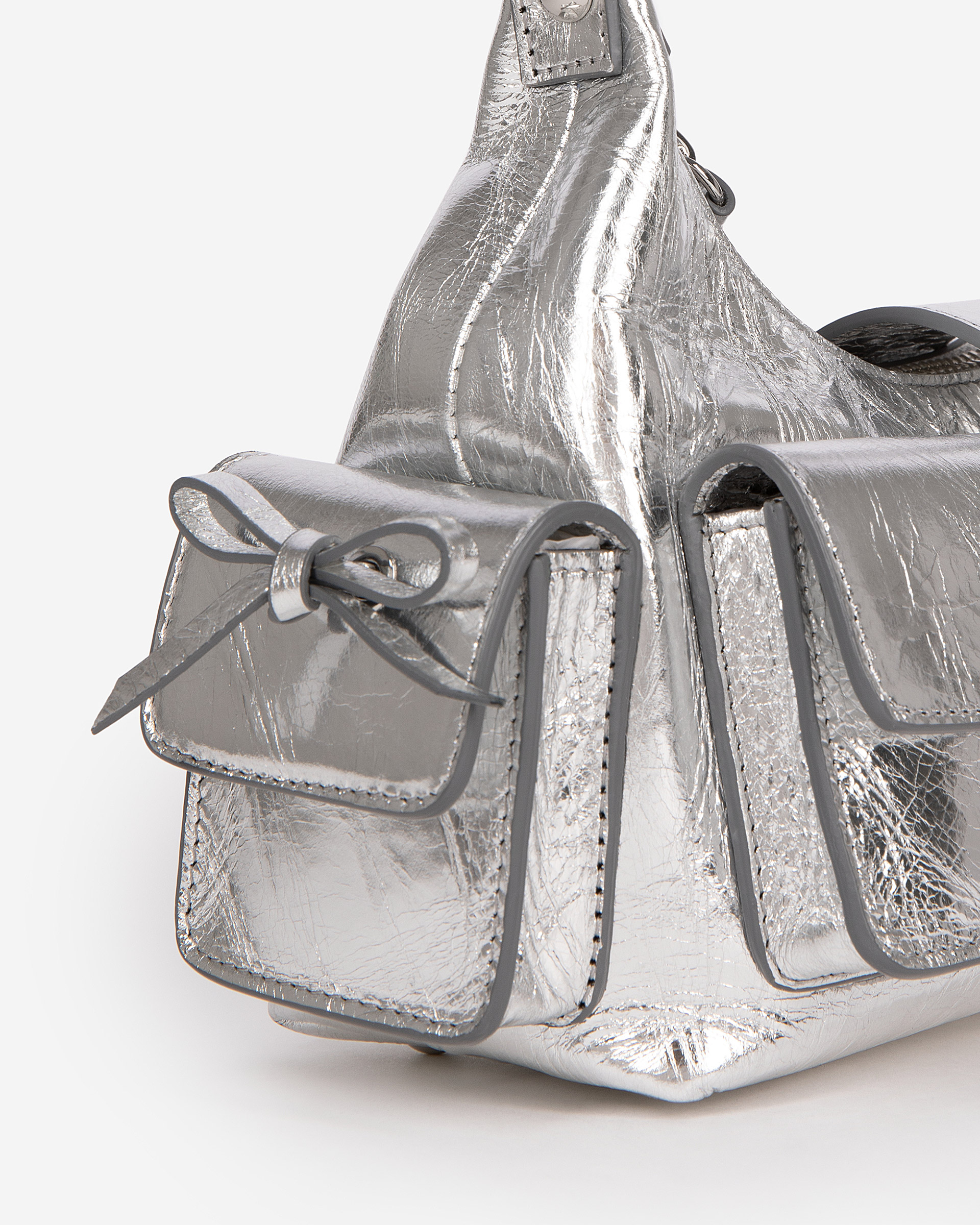 Amelia small bag in silver crackle leather