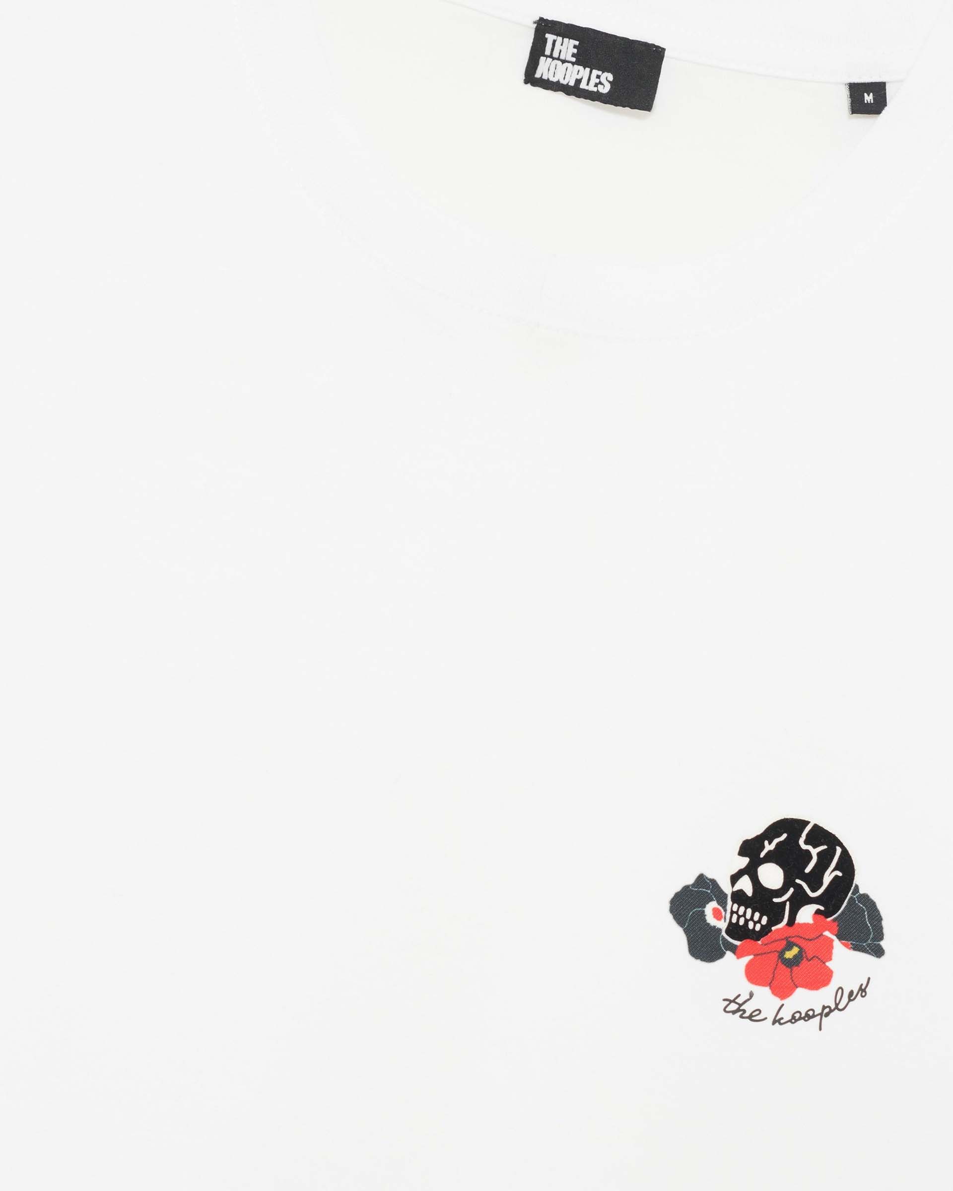 T-shirt with white skull flocking