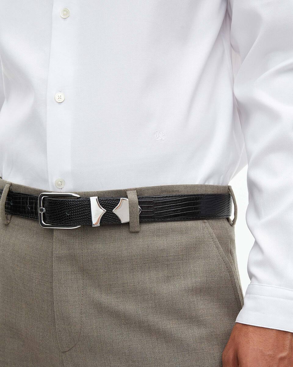 Formal shirt with white collar