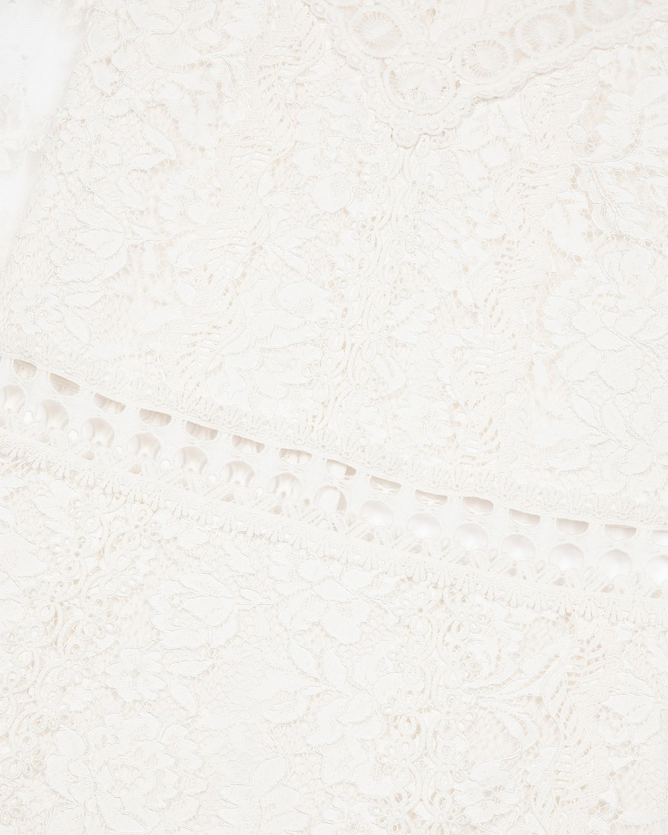 Short dress in ecru lace