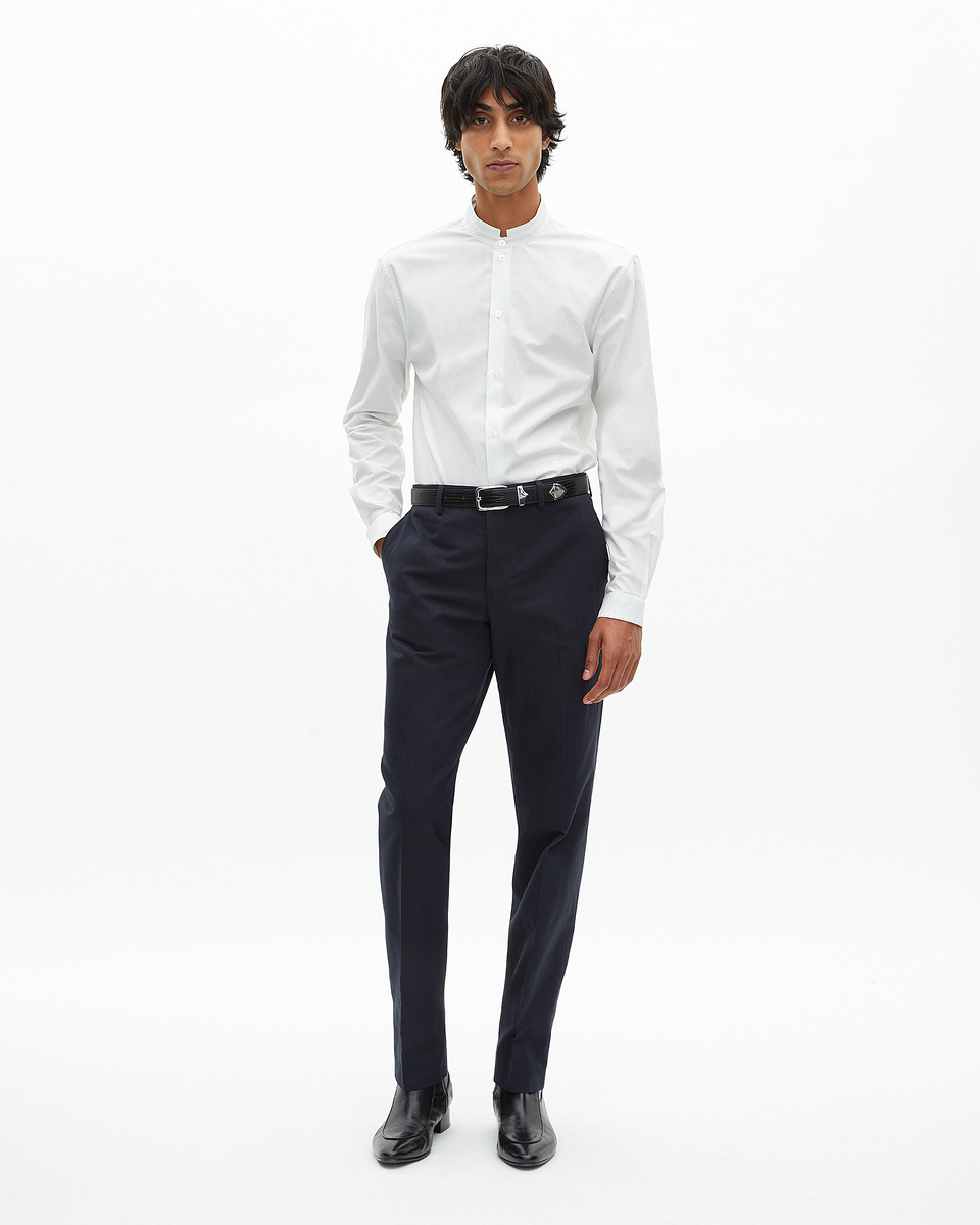 Formal shirt with white collar