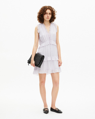 Short dress with lilac ruffles