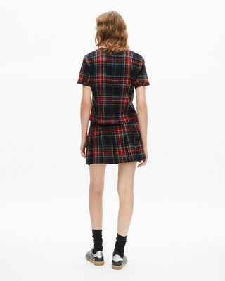 Short tartan skirt in red and black