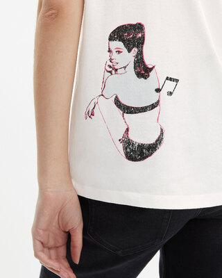 T-shirt with white screen print